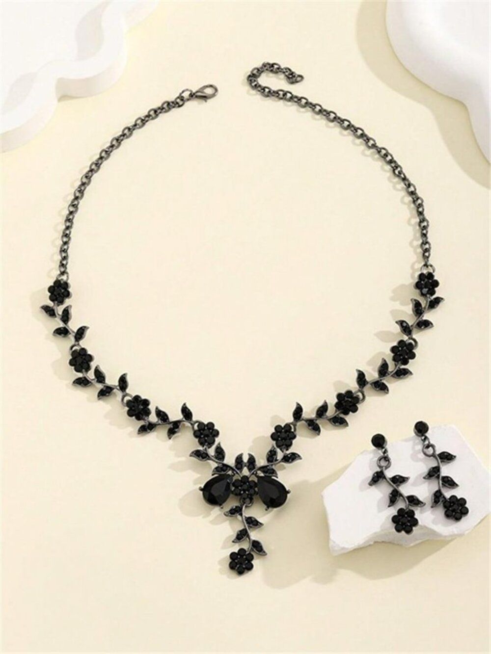 Black Rhinestone Neckalce Set Statement Bridal Earrings Dangle Halloween Jewelry - Picture 6 of 6